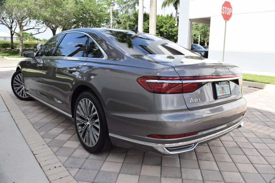 
								Audi A8 L 3.0 TFSI 2019 MATRIX full									